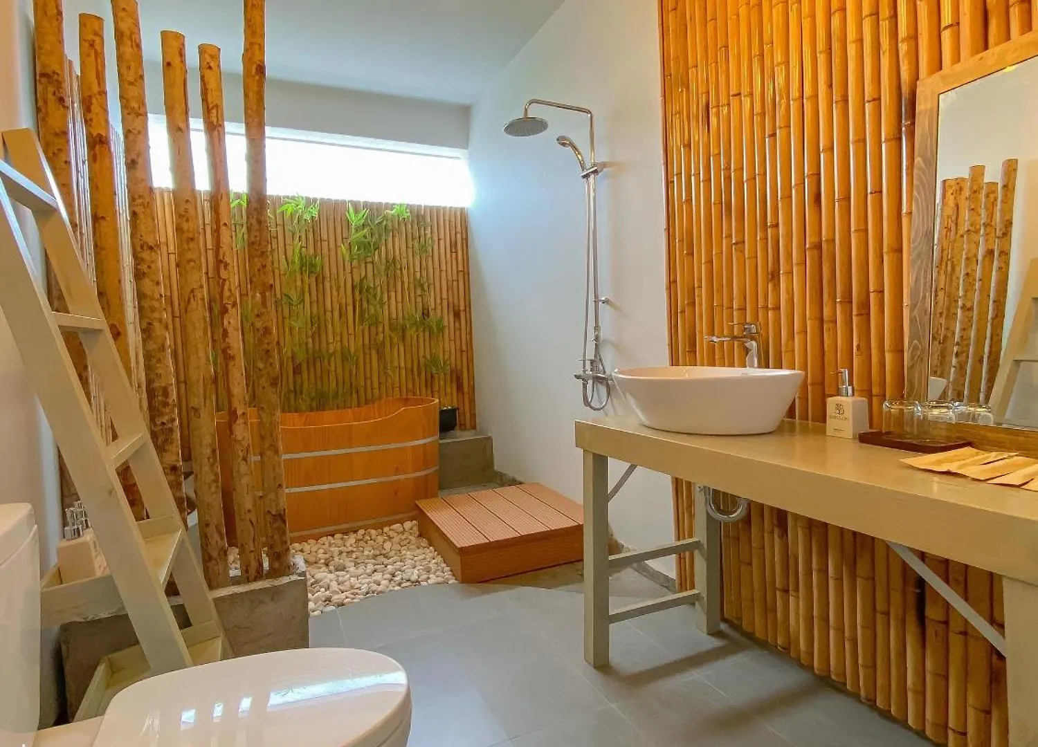 Babylon Mini Resort Vung Tau Vietnam
