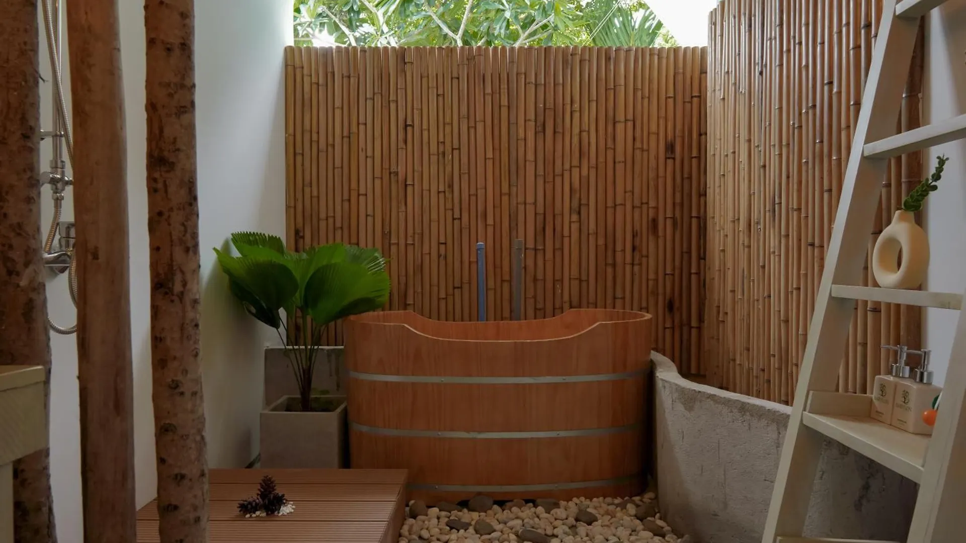Hotel Babylon Mini Resort Vung Tau Vietnam